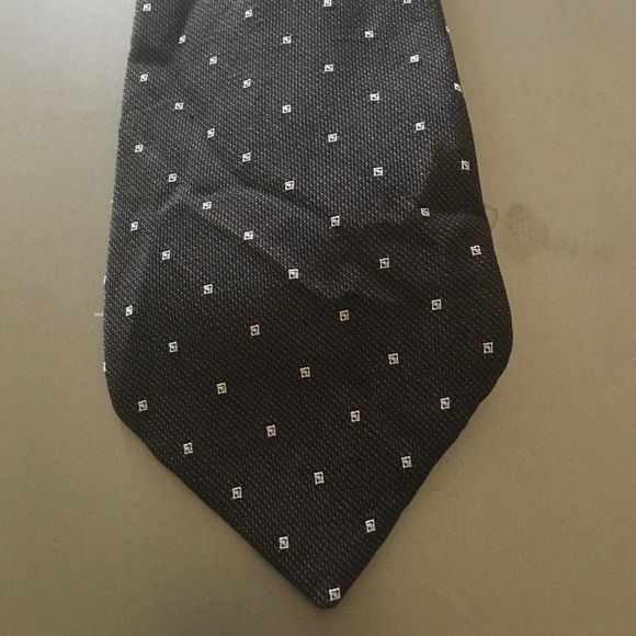Claiborne Necktie - Picture 1 of 5